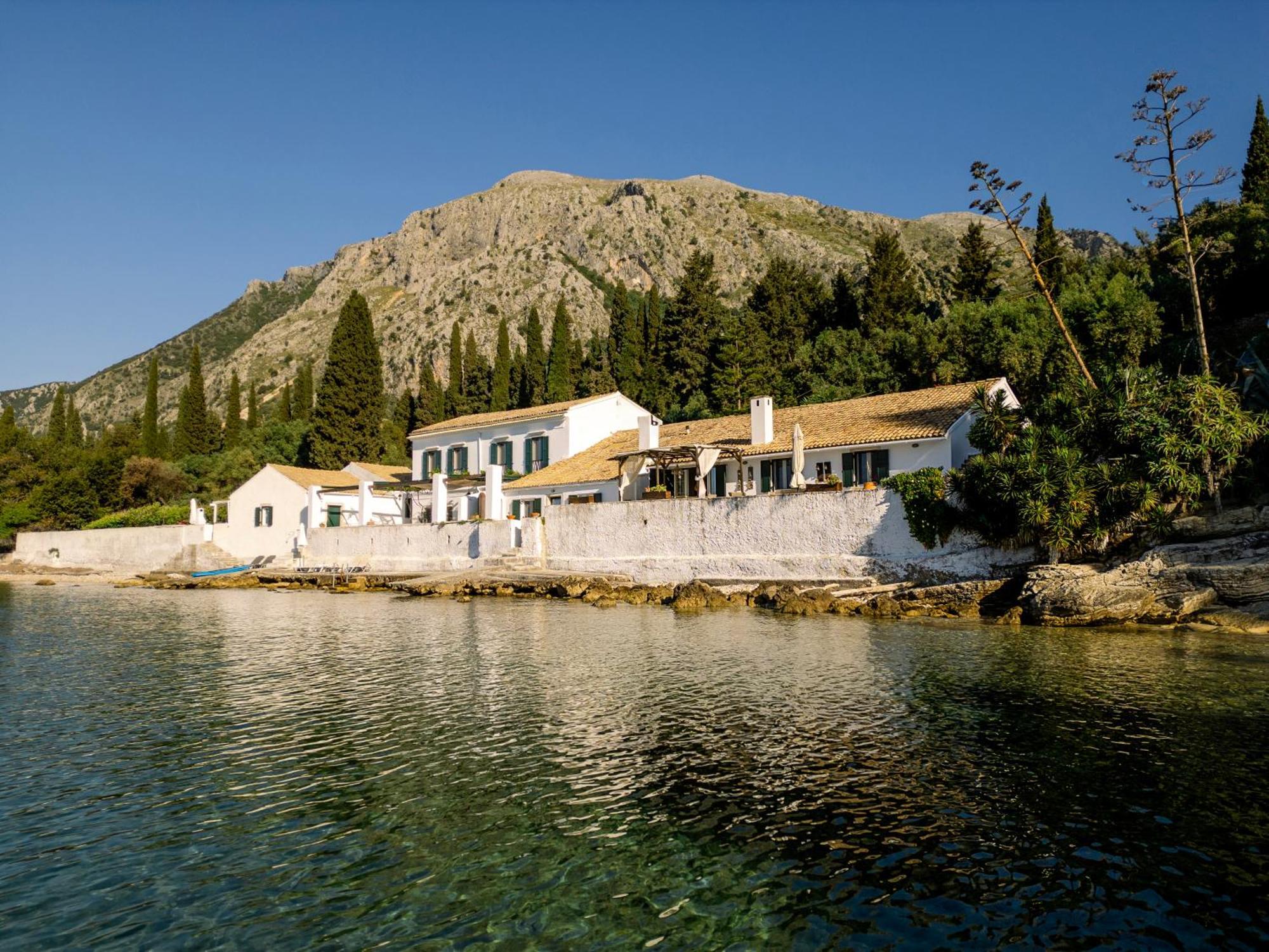 Nissaki Olive Press Villas Nisaki  外观 照片