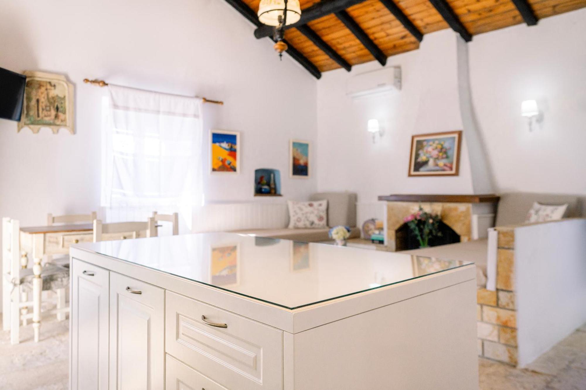 Nissaki Olive Press Villas Nisaki  外观 照片