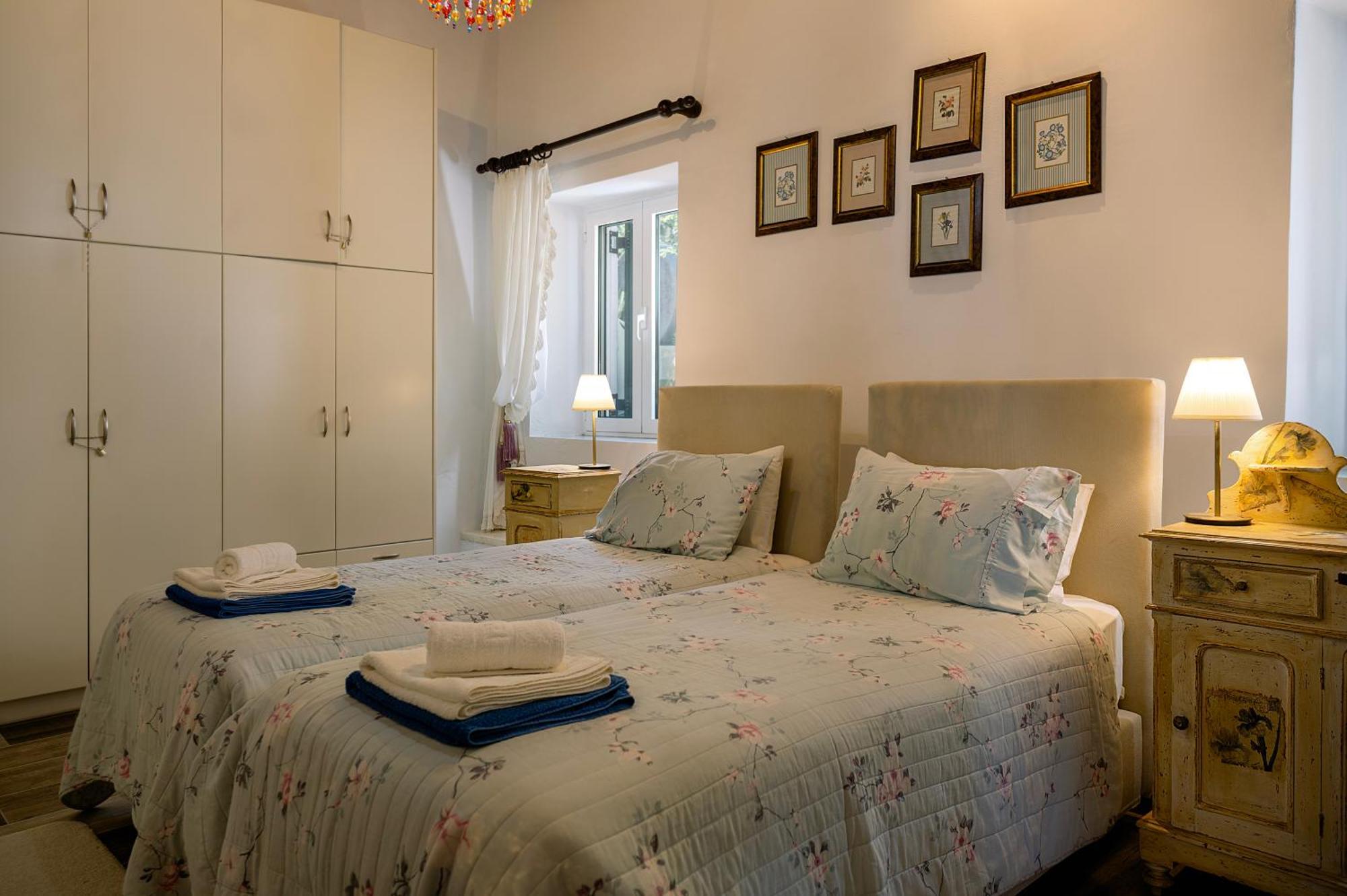 Nissaki Olive Press Villas Nisaki  外观 照片